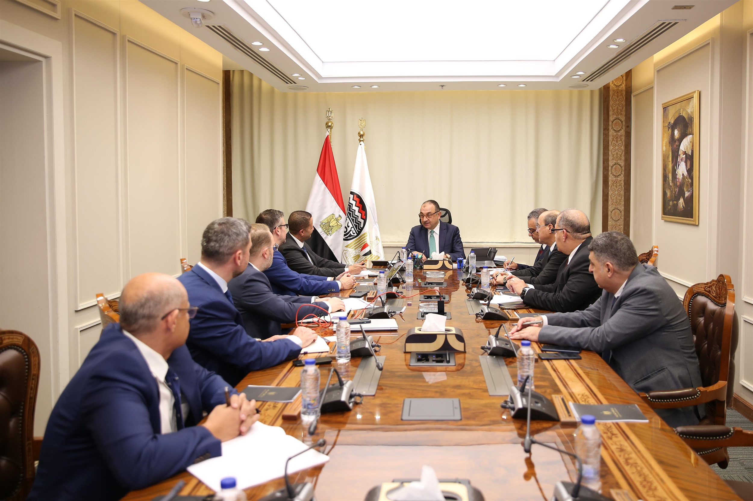 وزير قطاع الأعمال يستقبل وفد من شركة سيمنس للطاقة