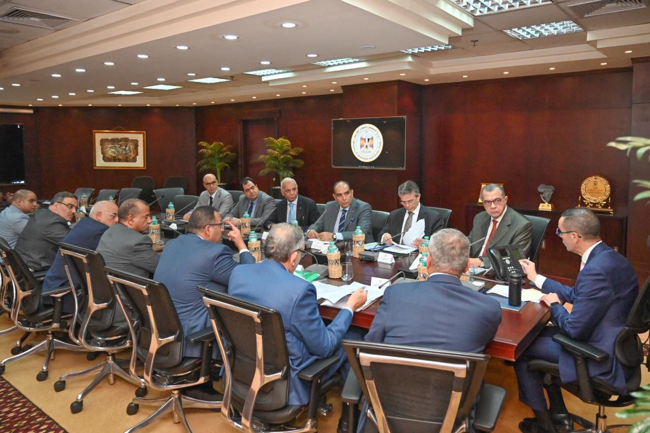 لقاء وزير الاستثمار مع رئيس الاتحاد العام للغرف التجارية