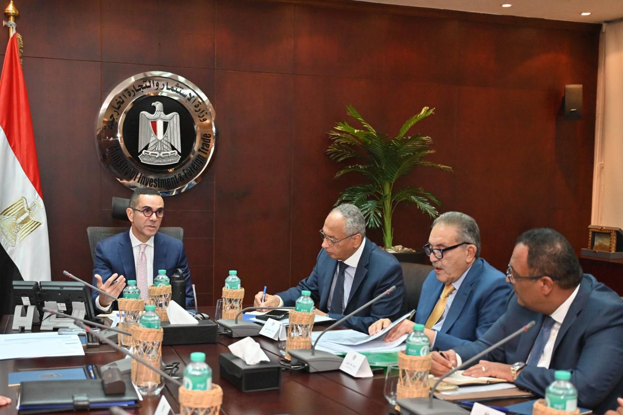 لقاء وزير الاستثمار مع رئيس الاتحاد العام للغرف التجارية