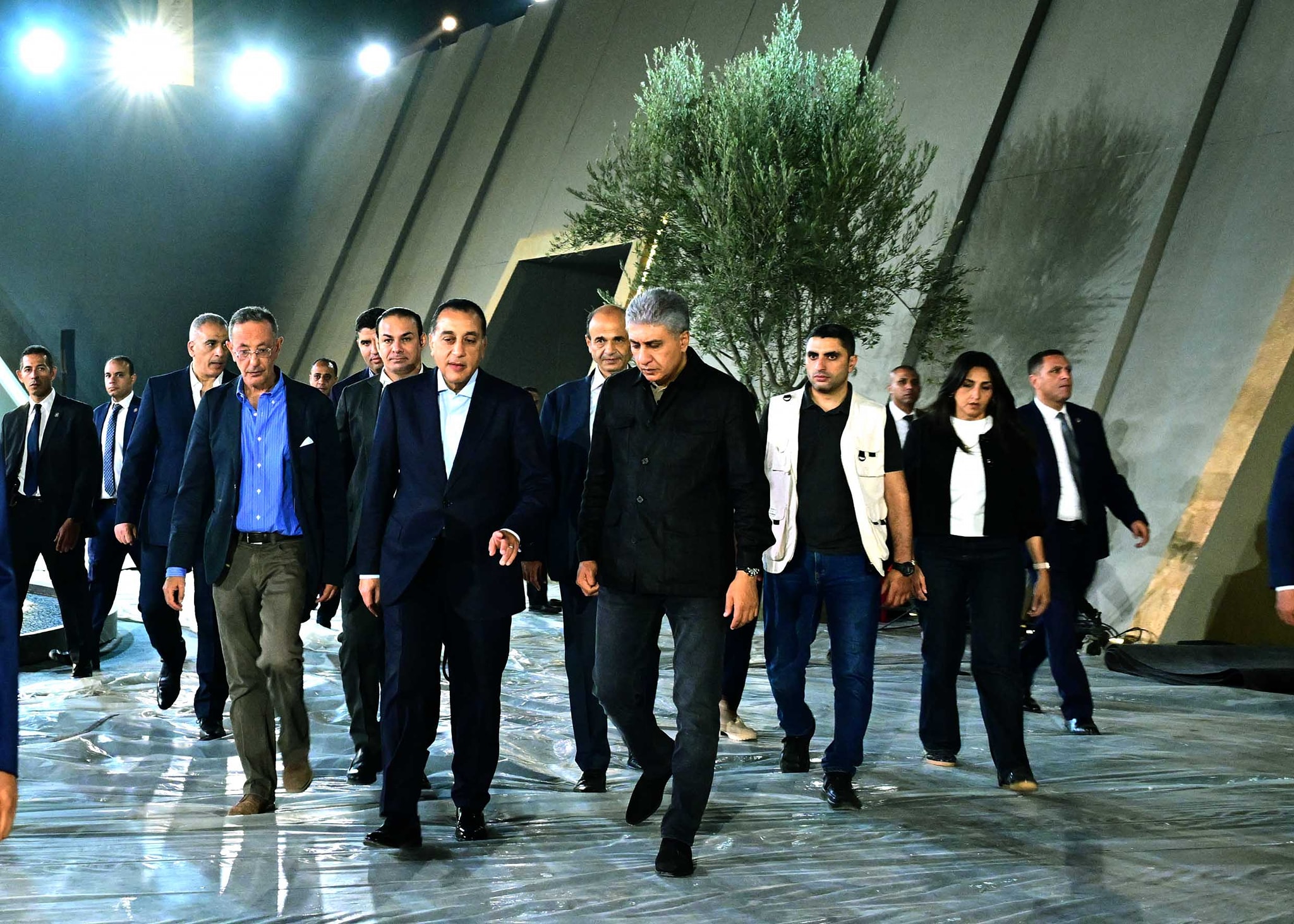 رئيس الوزراء يتابع اللمسات النهائية لافتتاح المتحف المصري