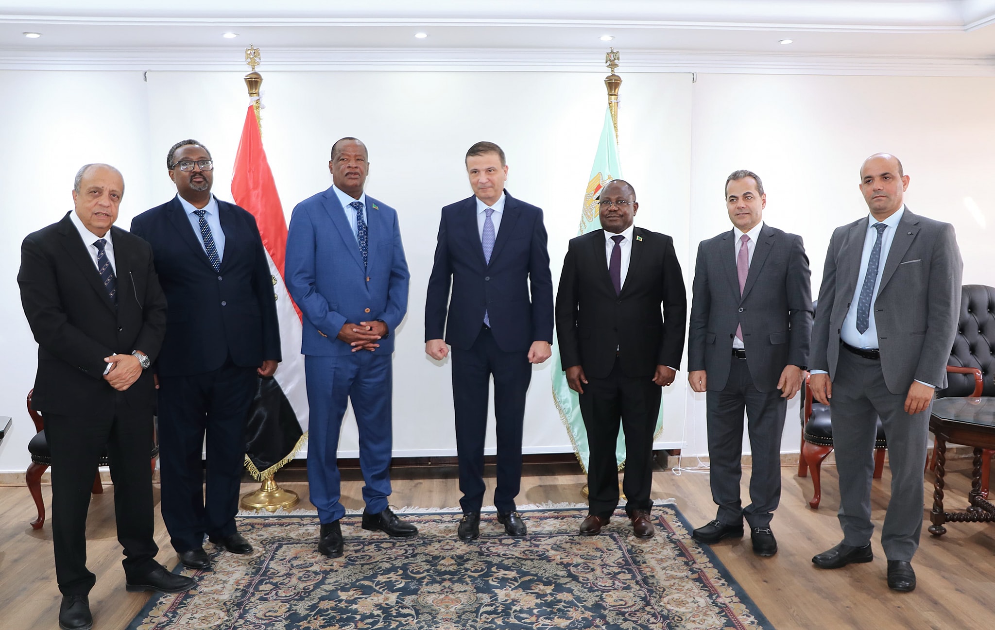 وزير الزراعة يلتقي وزير الداخلية الزامبي