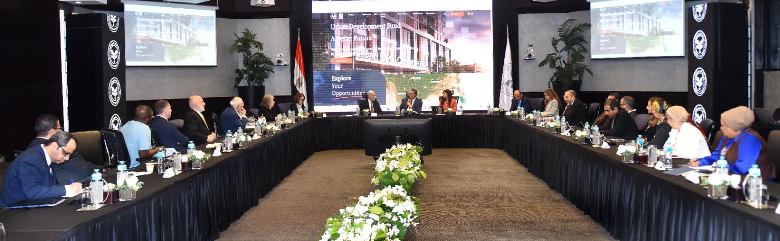 حسام هيبة يجتمع مع وفد رسمي من ولاية نبراسكا الأمريكية