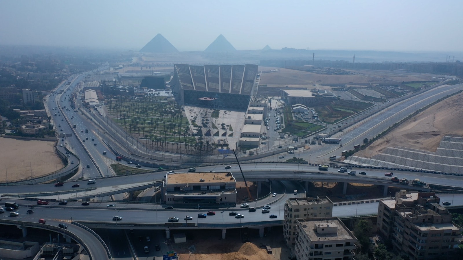 جاهزية الطريق الدائري والمحاور الرئيسية المؤدية إلى المتحف