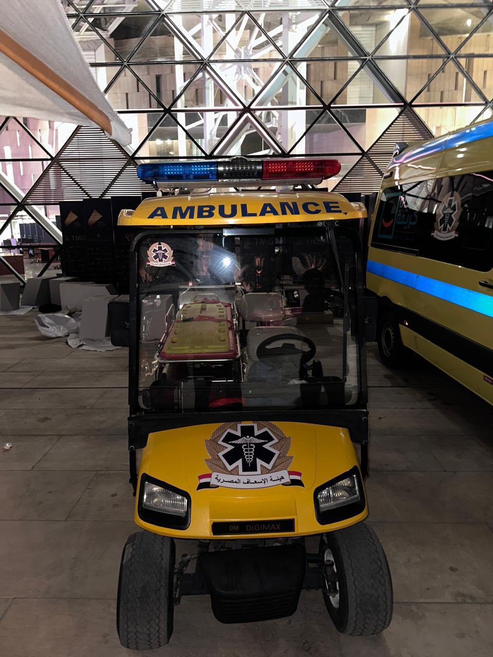 وزير الصحة يتابع تنفيذ خطة التأمين الطبي لافتتاح المتحف