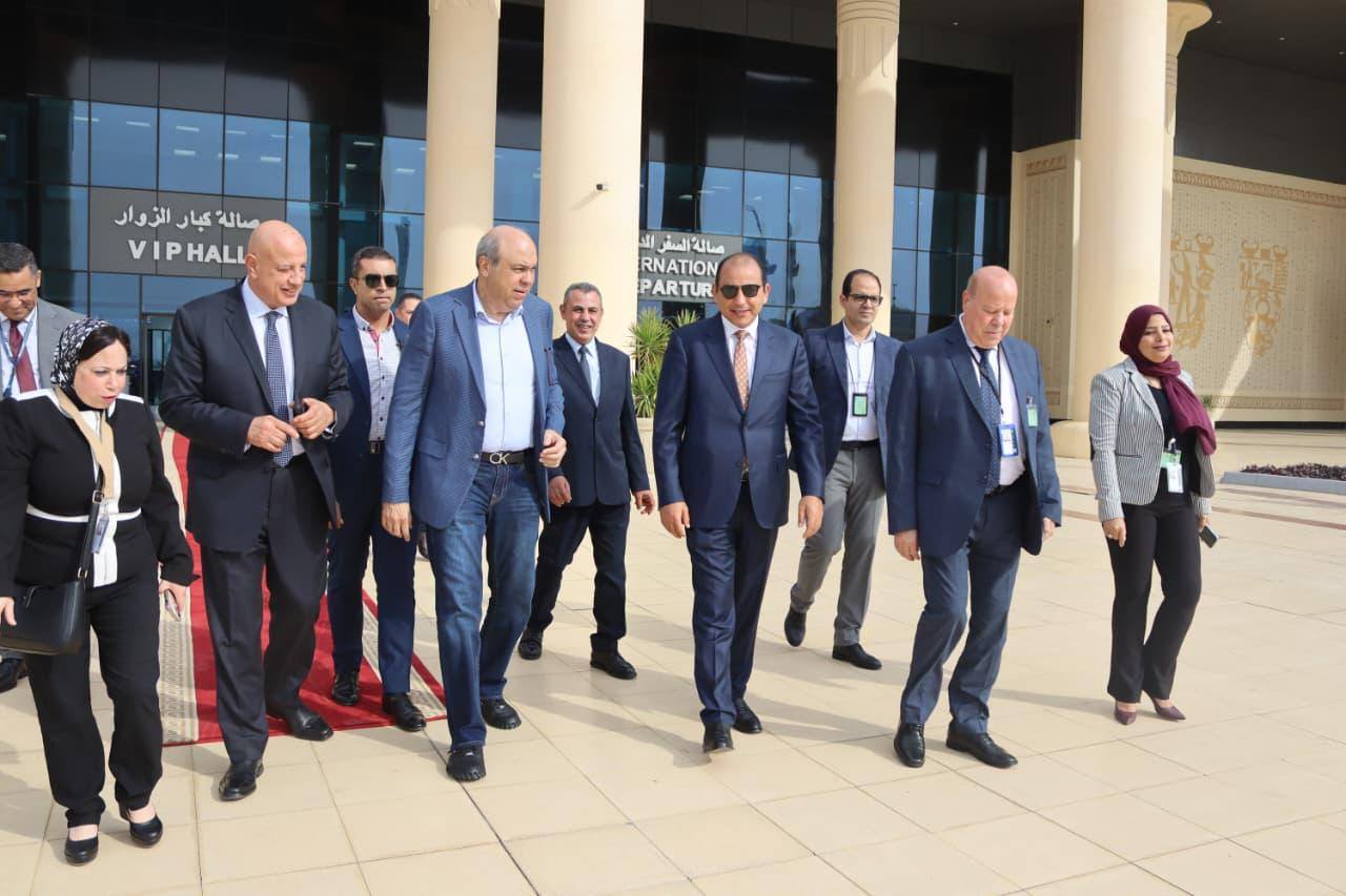 مطارا القاهرة وسفنكس الدوليين يشهدان حركة تشغيل مكثفة