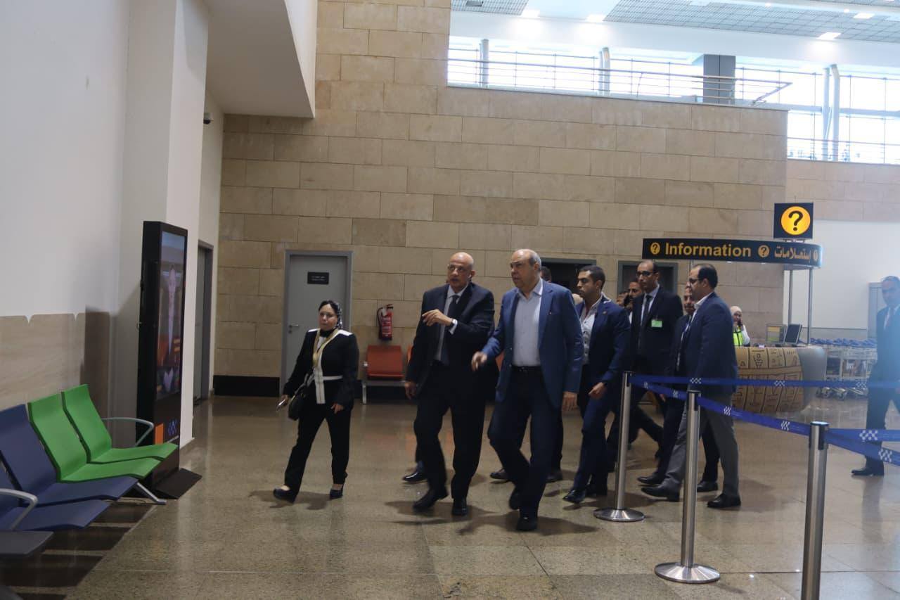 مطارا القاهرة وسفنكس الدوليين يشهدان حركة تشغيل مكثفة