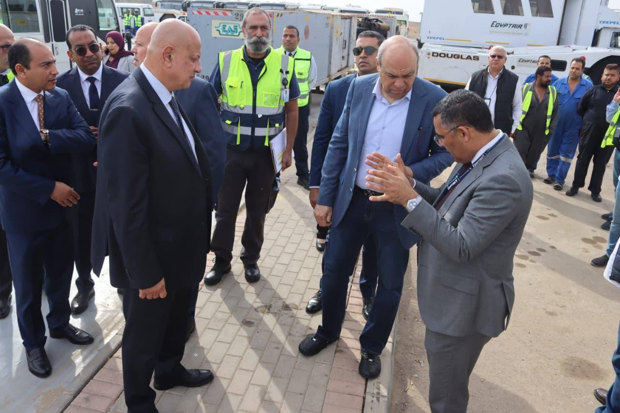 مطارا القاهرة وسفنكس الدوليين يشهدان حركة تشغيل مكثفة