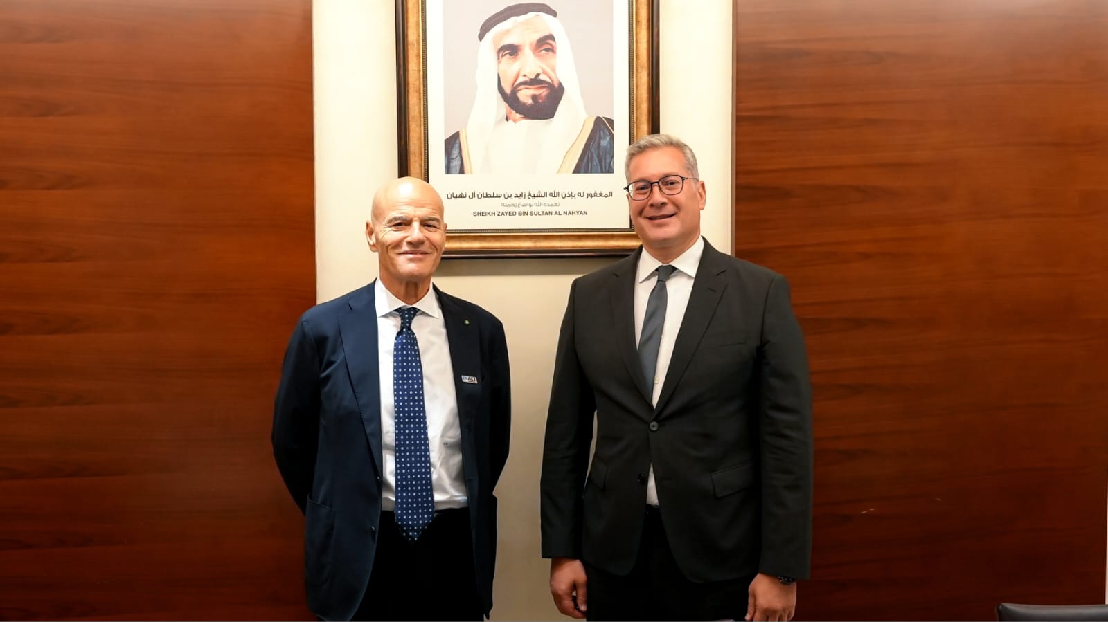 وزير البترول يلتقي مع رئيس إيني الإيطالية