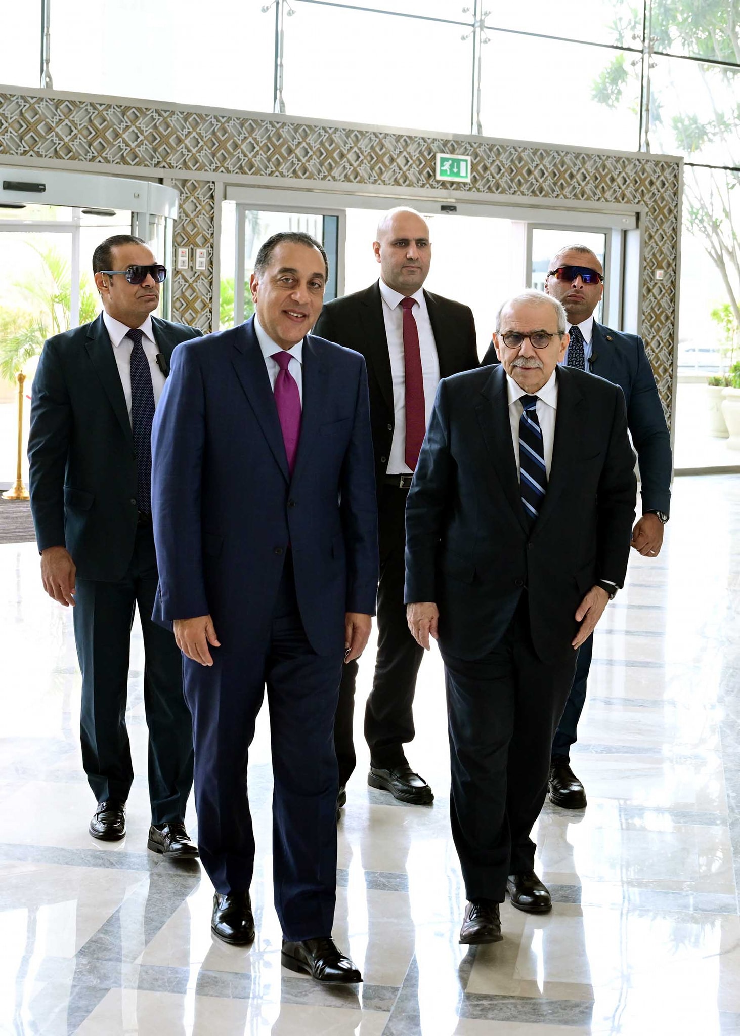 رئيسا وزراء مصر ولبنان يترأسان اجتماع اللجنة العليا المصرية اللبنانية