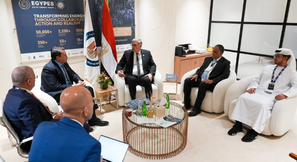 وزير البترول يجتمع مع قادة ورؤساء شركات الطاقة العالمية