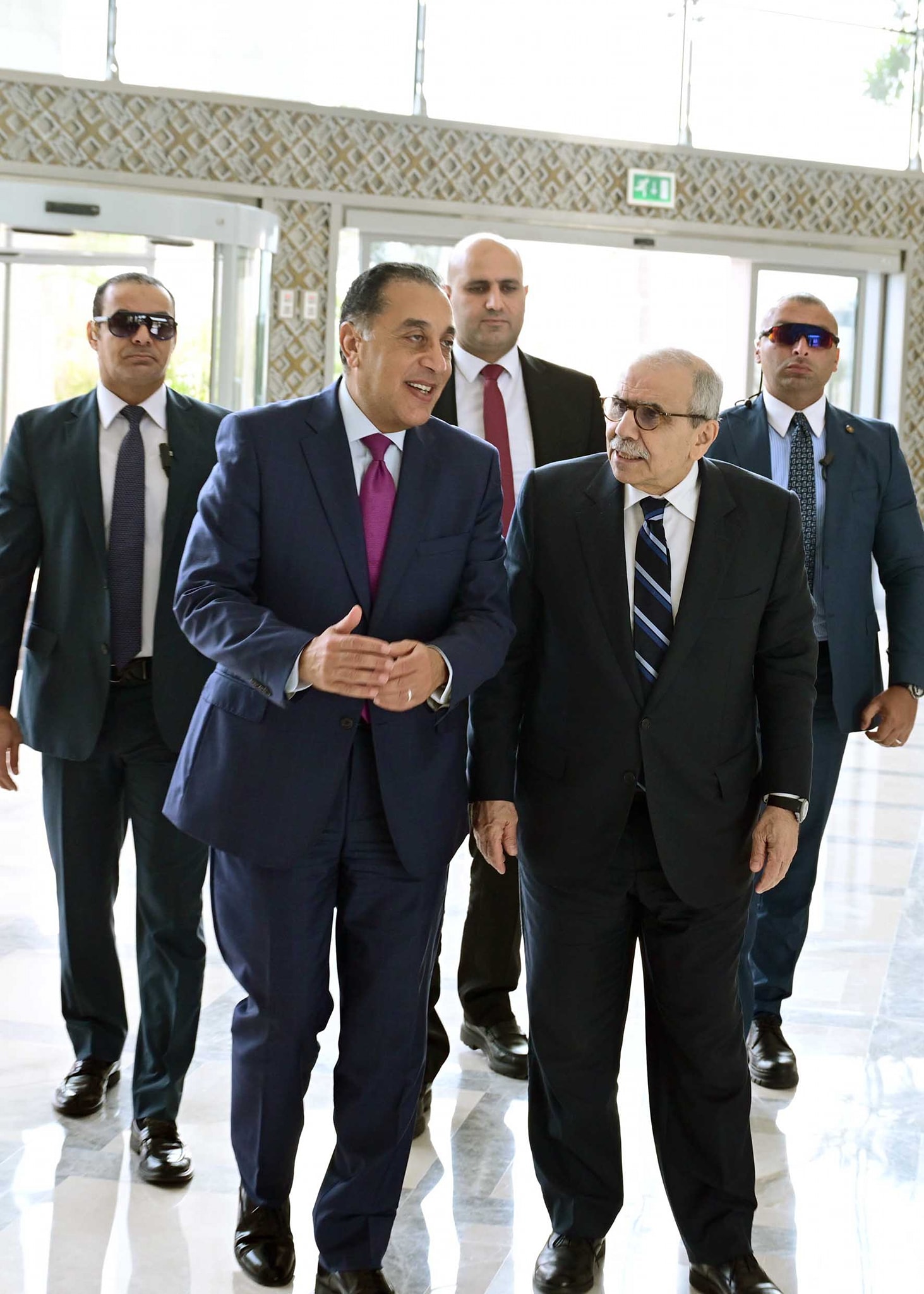 رئيسا وزراء مصر ولبنان يترأسان اجتماع اللجنة العليا المصرية اللبنانية