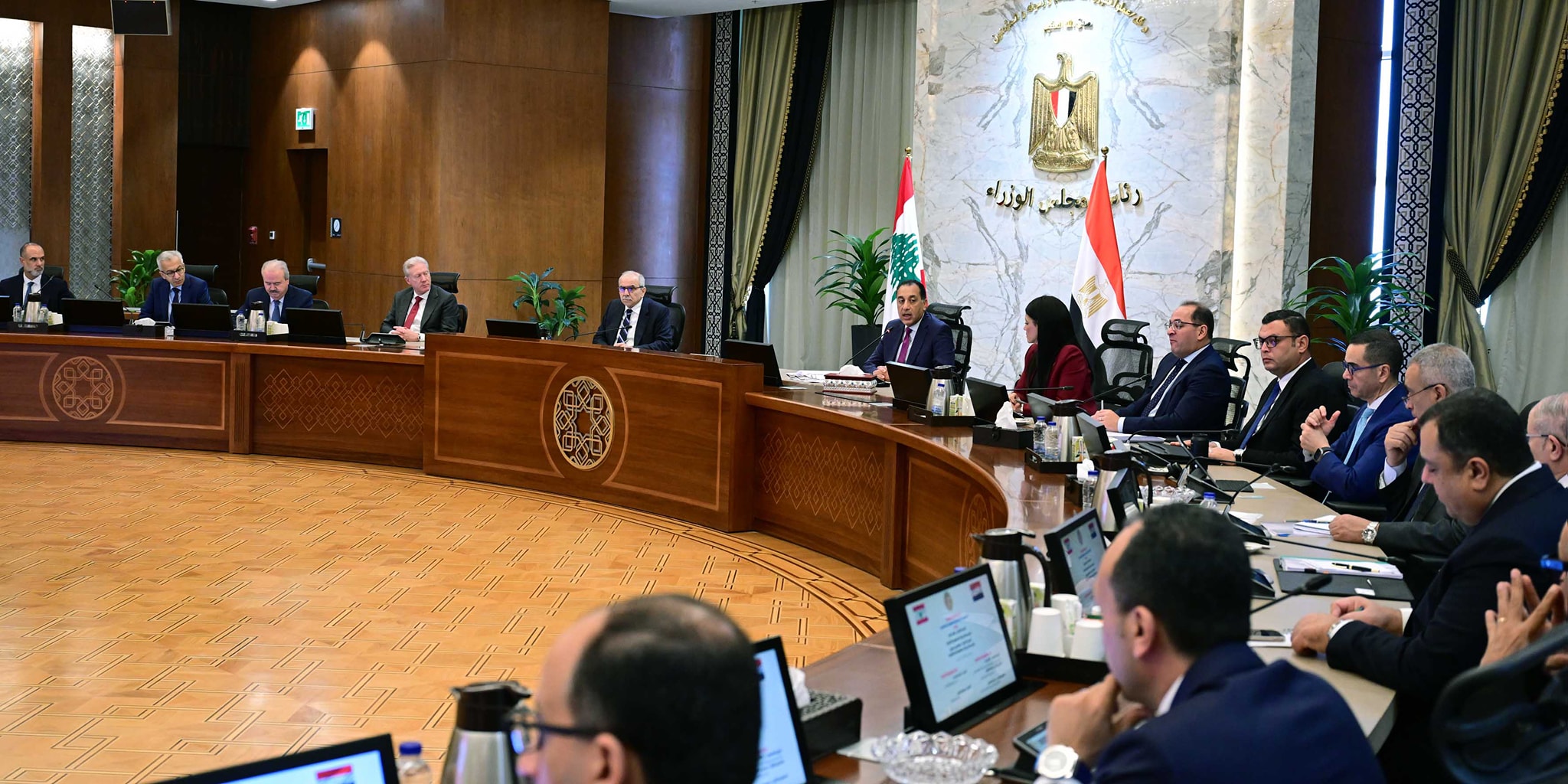 رئيسا وزراء مصر ولبنان يترأسان اجتماع اللجنة العليا المصرية اللبنانية