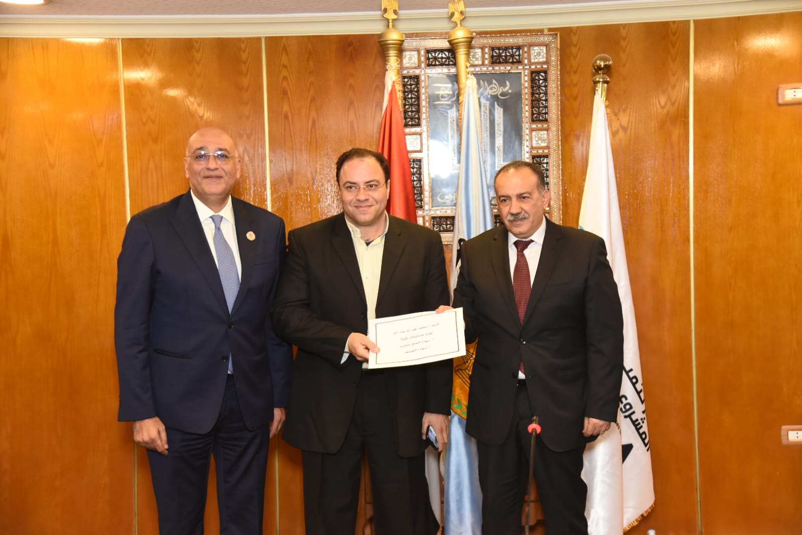 محافظ أسيوط يستقبل رئيس جهاز تنمية المشروعات