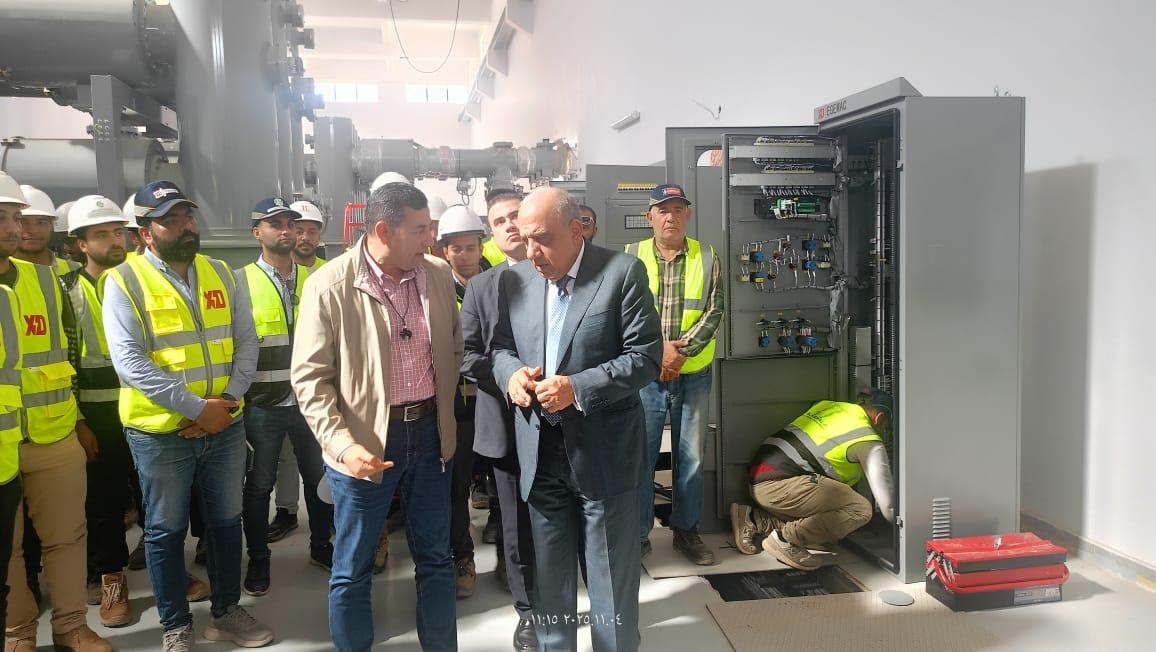 وزير الكهرباء يتفقد محطة محولات ND5