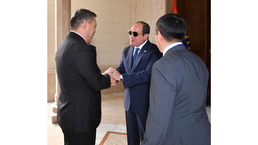 الرئيس السيسي يستقبل رئيس الجمهورية القرغيزية