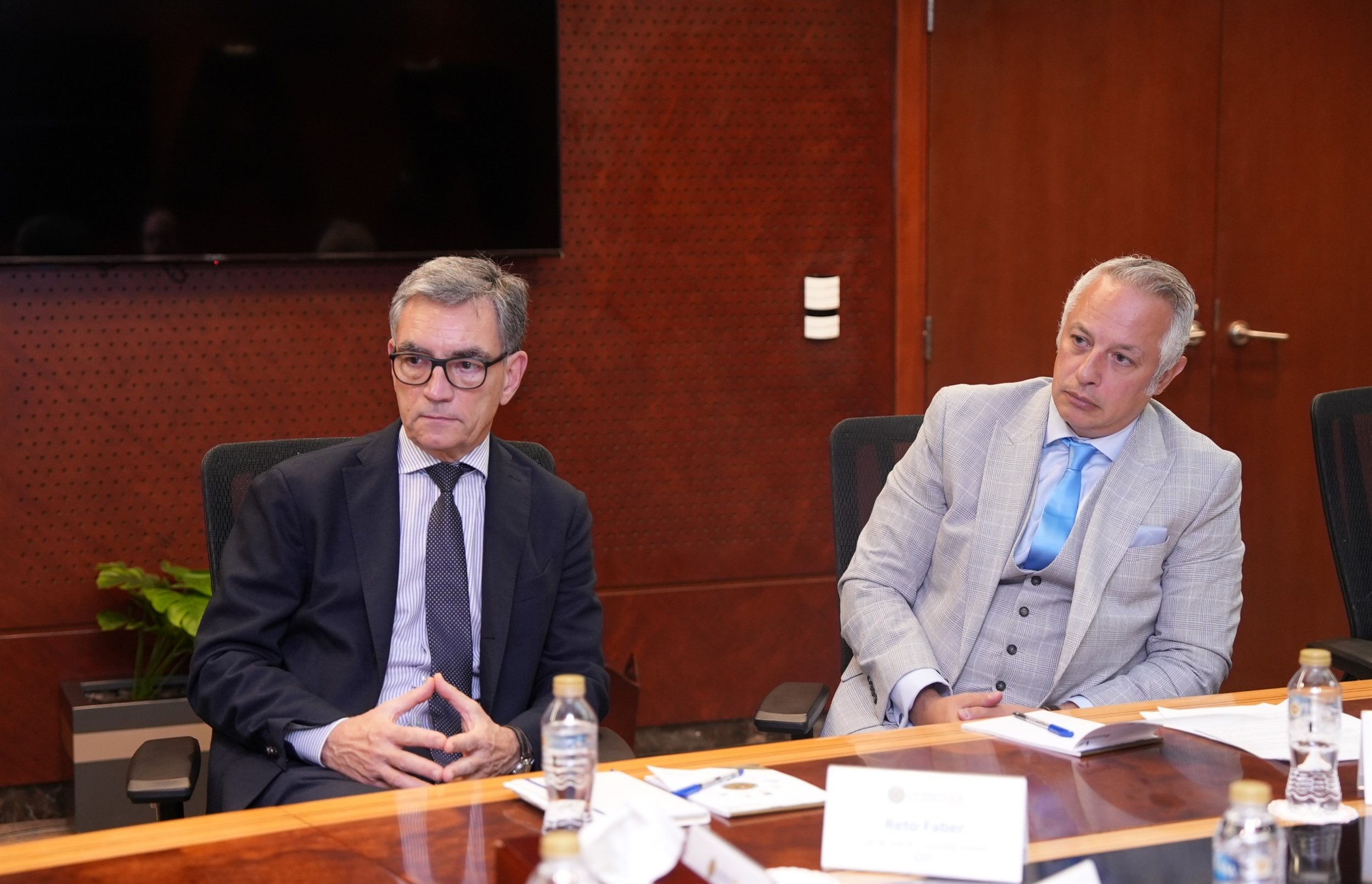 رئيس الرقابة المالية يلتقي وفد مجموعة سيتي