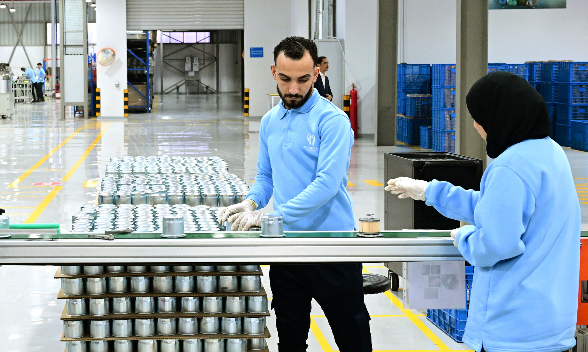 رئيس الوزراء يفتتح مصنع المنصور لتصنيع فلاتر المركبات 