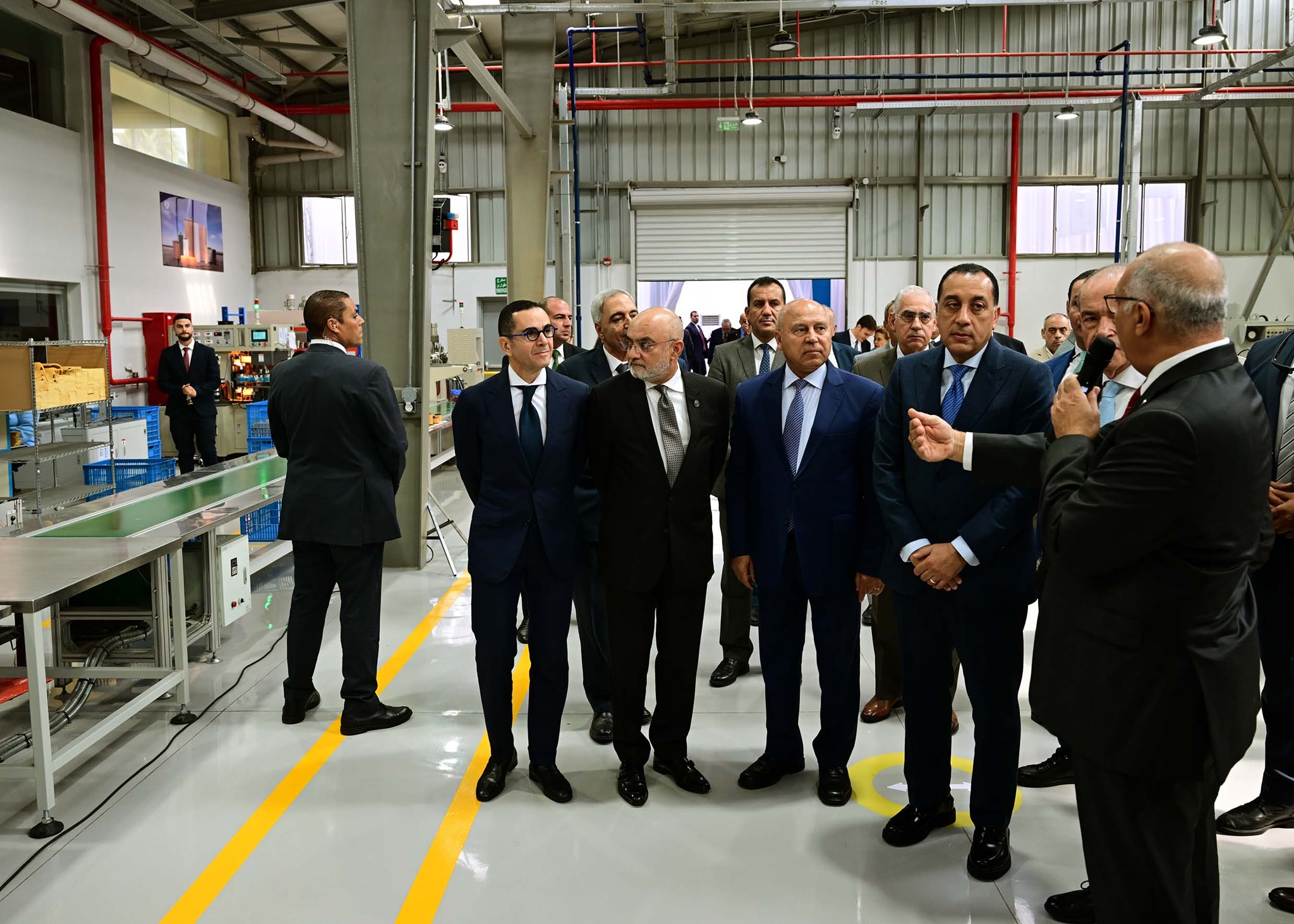 رئيس الوزراء يفتتح مصنع المنصور لتصنيع فلاتر المركبات 