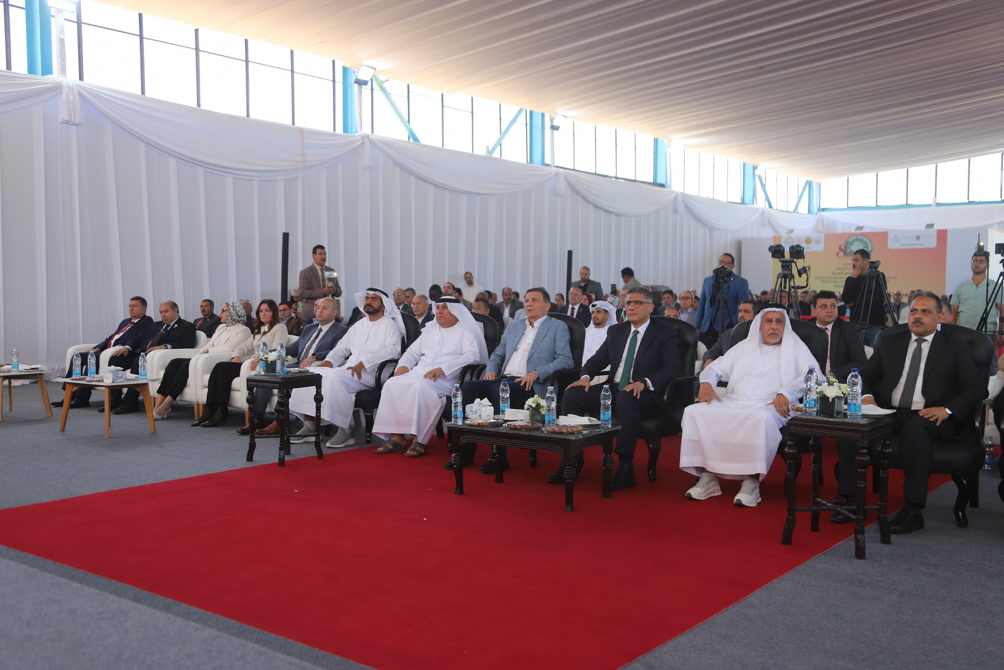 وزير الزراعة ومحافظ الجيزة يفتتحان المهرجان الدولي للتمور