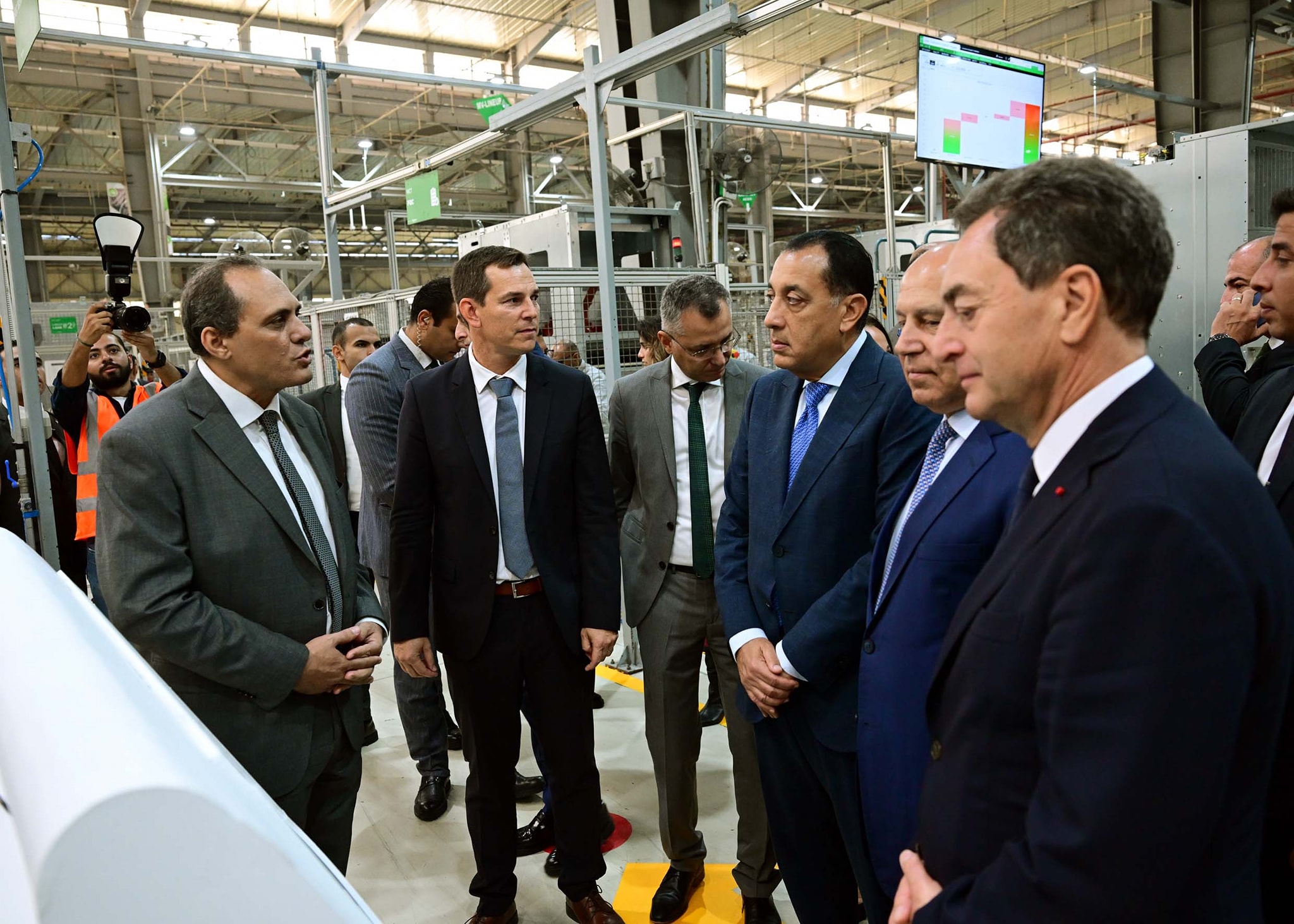 مدبولي يفتتح توسعات المصنع الإقليمي لشركة شنايدر إلكتريك