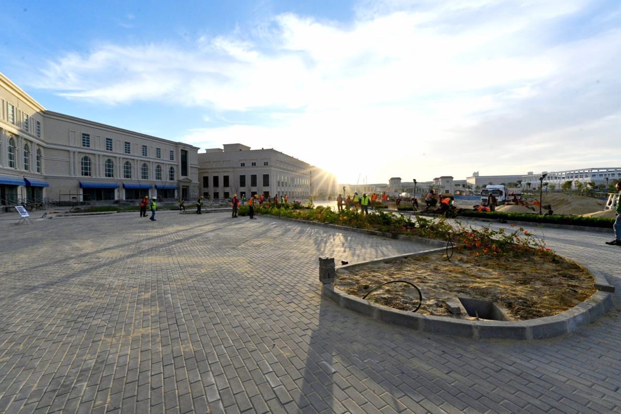 وزير الإسكان يتفقد مشروع سكن لكل المصريين وكوبري C3 بالعلمين الجديدة