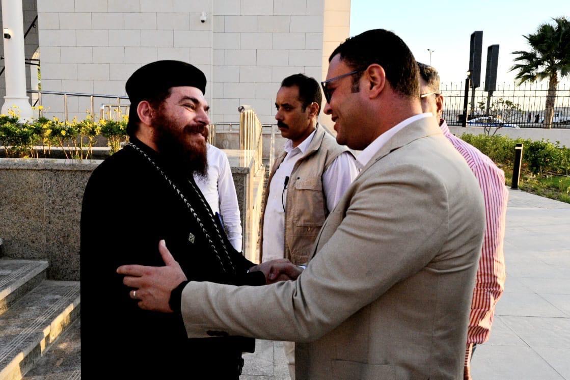 وزير الإسكان يتفقد مشروع سكن لكل المصريين وكوبري C3 بالعلمين الجديدة