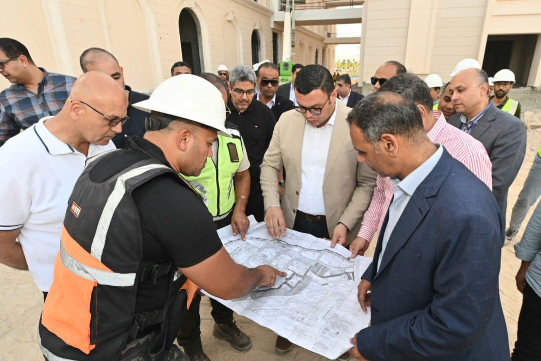وزير الإسكان يتفقد مشروع سكن لكل المصريين وكوبري C3 بالعلمين الجديدة