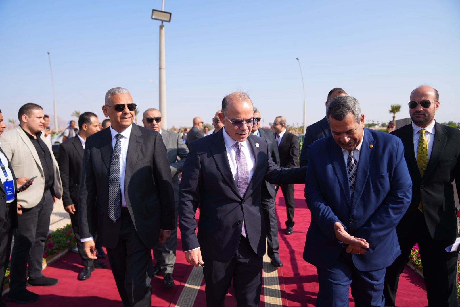 ملتقى شرم الشيخ للتأمين يساهم فى مبادرة لزرع الأشجار و خفض الانبعاثات الكربونية 