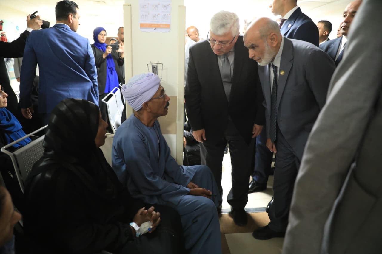 توقيع مذكرة تفاهم لتطوير مستشفى شفاء بالأقصر