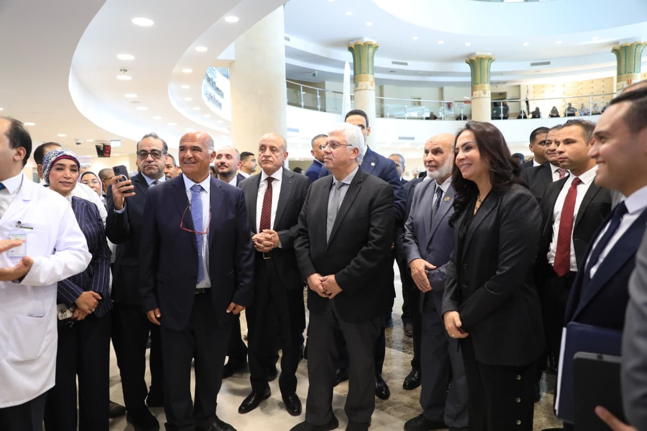 توقيع مذكرة تفاهم لتطوير مستشفى شفاء بالأقصر