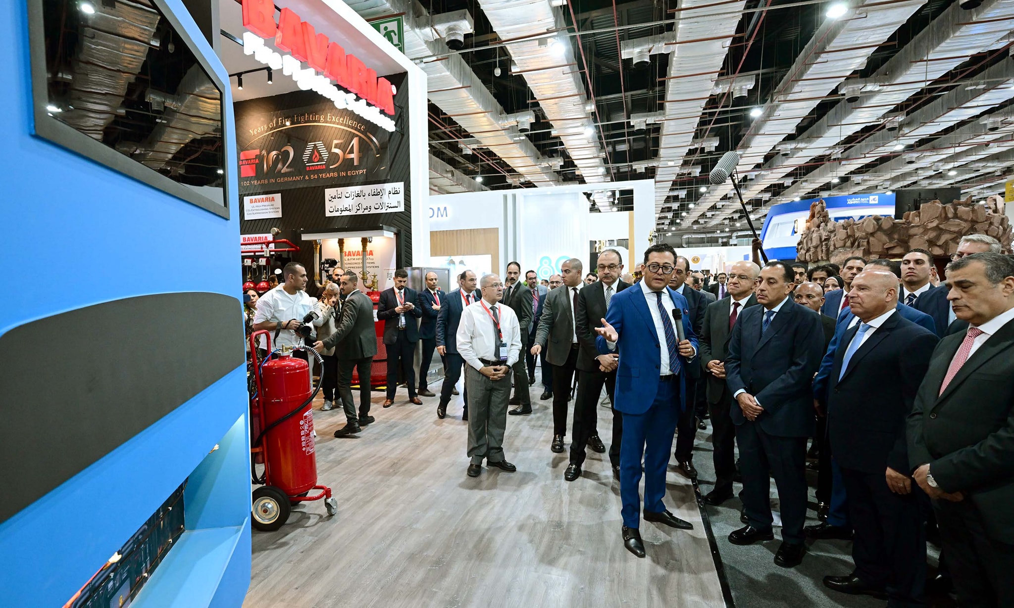 رئيس الوزراء يزور معرض الصناعة MEA Industry