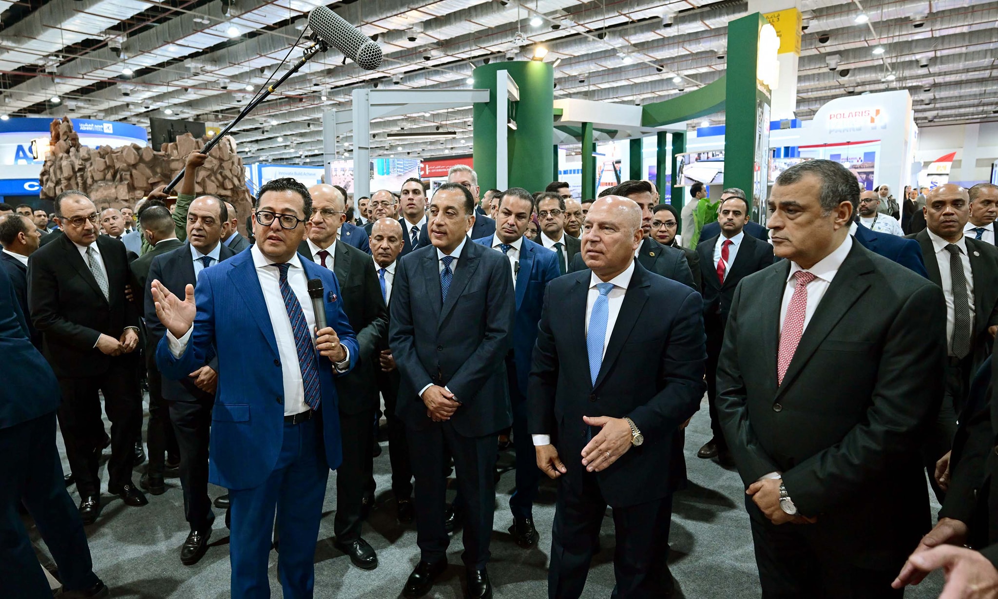 رئيس الوزراء يزور معرض الصناعة MEA Industry