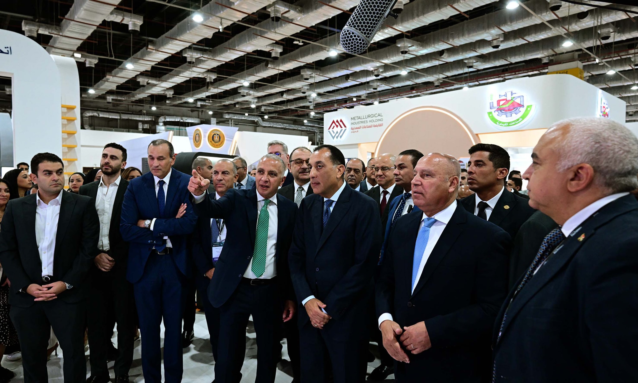 رئيس الوزراء يزور معرض الصناعة MEA Industry