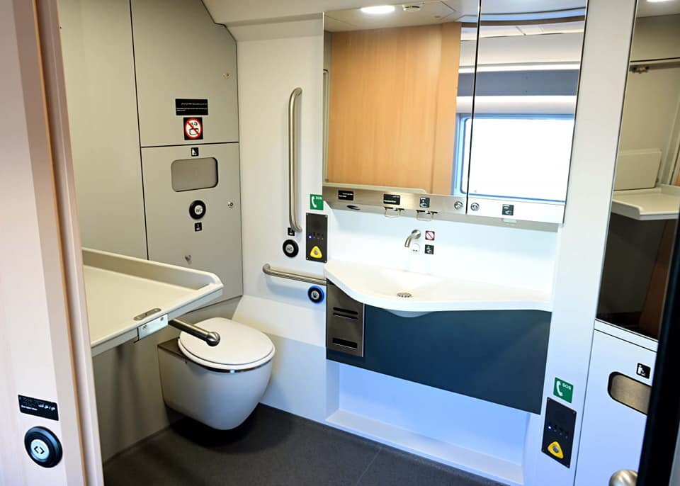 رئيس الوزراء يزور معرض الصناعة MEA Industry