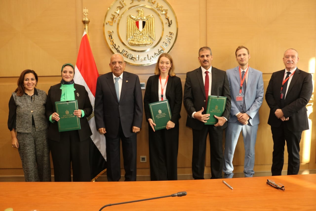 مراسم توقيع اتفاقية مبادلة الديون بين مصر و ألمانيا