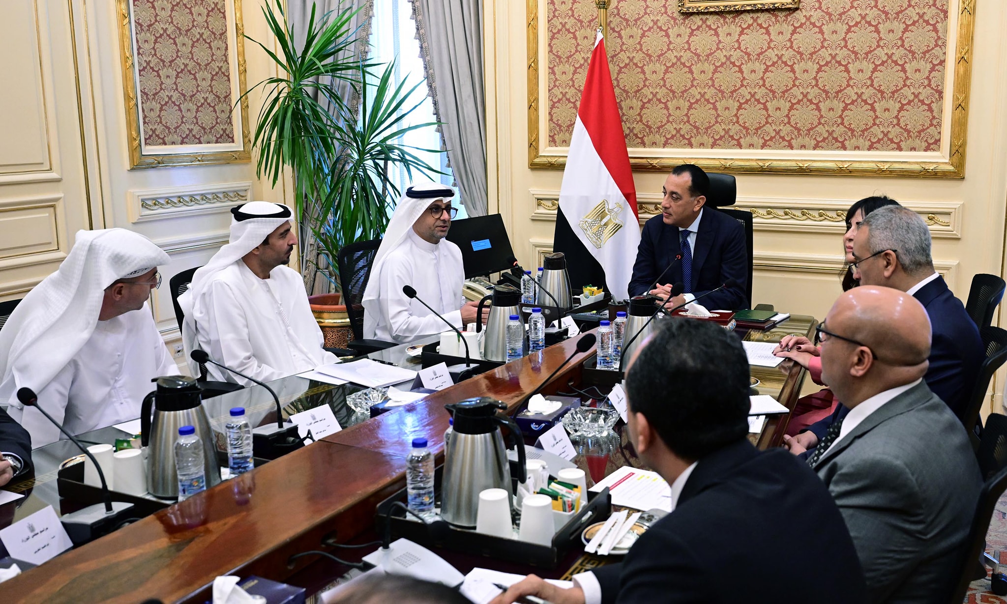 رئيس الوزراء يتابع مستجدات تنفيذ مشروع «رأس الحكمة» بالساحل الشمالي 