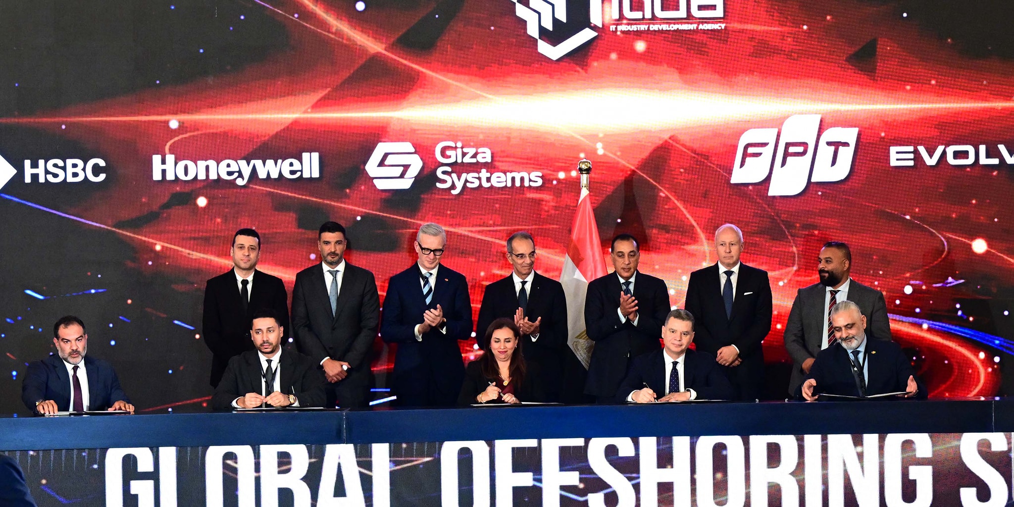 توقيع 55 مذكرة تفاهم بين شركات محلية وعالمية فى مجال صناعة التعهيد