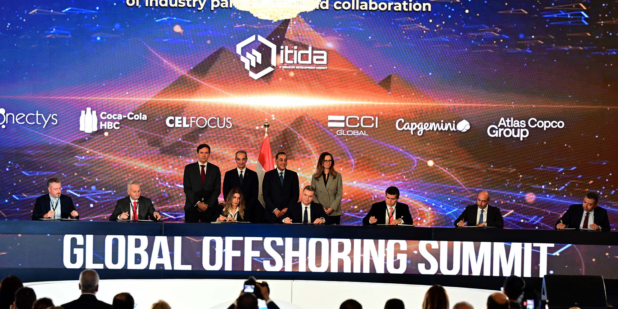 توقيع 55 مذكرة تفاهم بين شركات محلية وعالمية فى مجال صناعة التعهيد