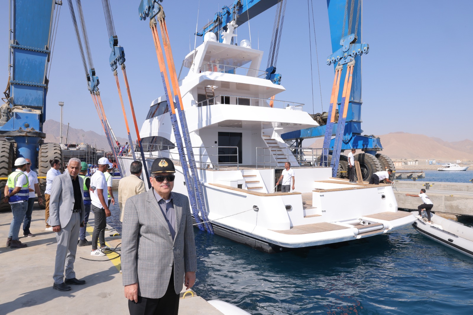 تدشين باكورة إنتاج شركة قناة السويس للقوارب الحديثة