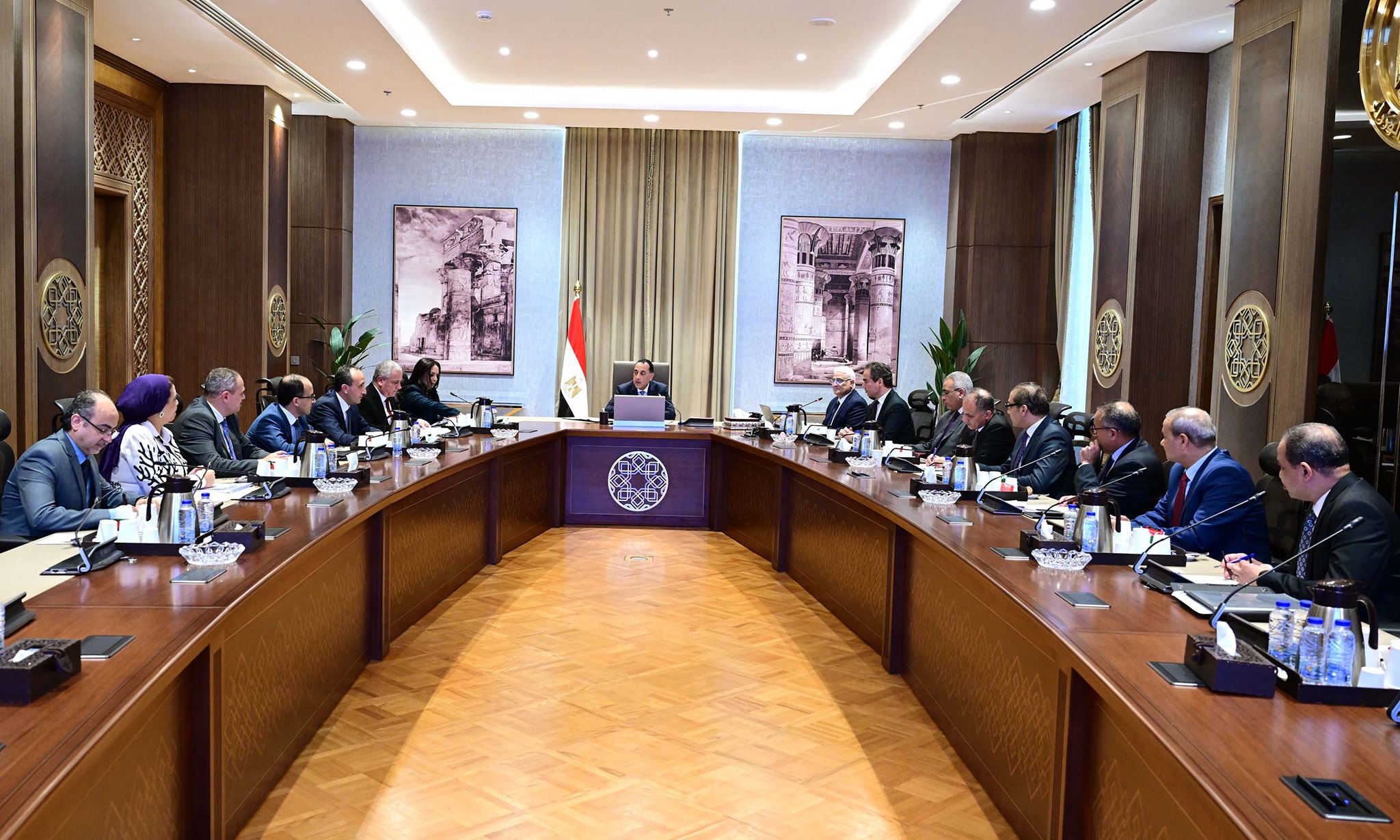 مدبولي يتابع تحسين الأوضاع المالية للمؤسسات الصحفية