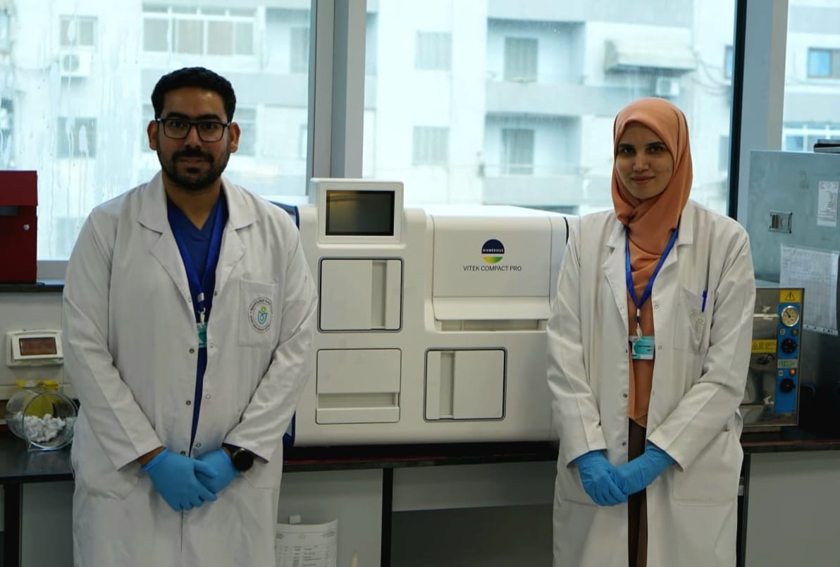 تشغيل 294 معملًا طبيًا في المجمعات الطبية والمستشفيات