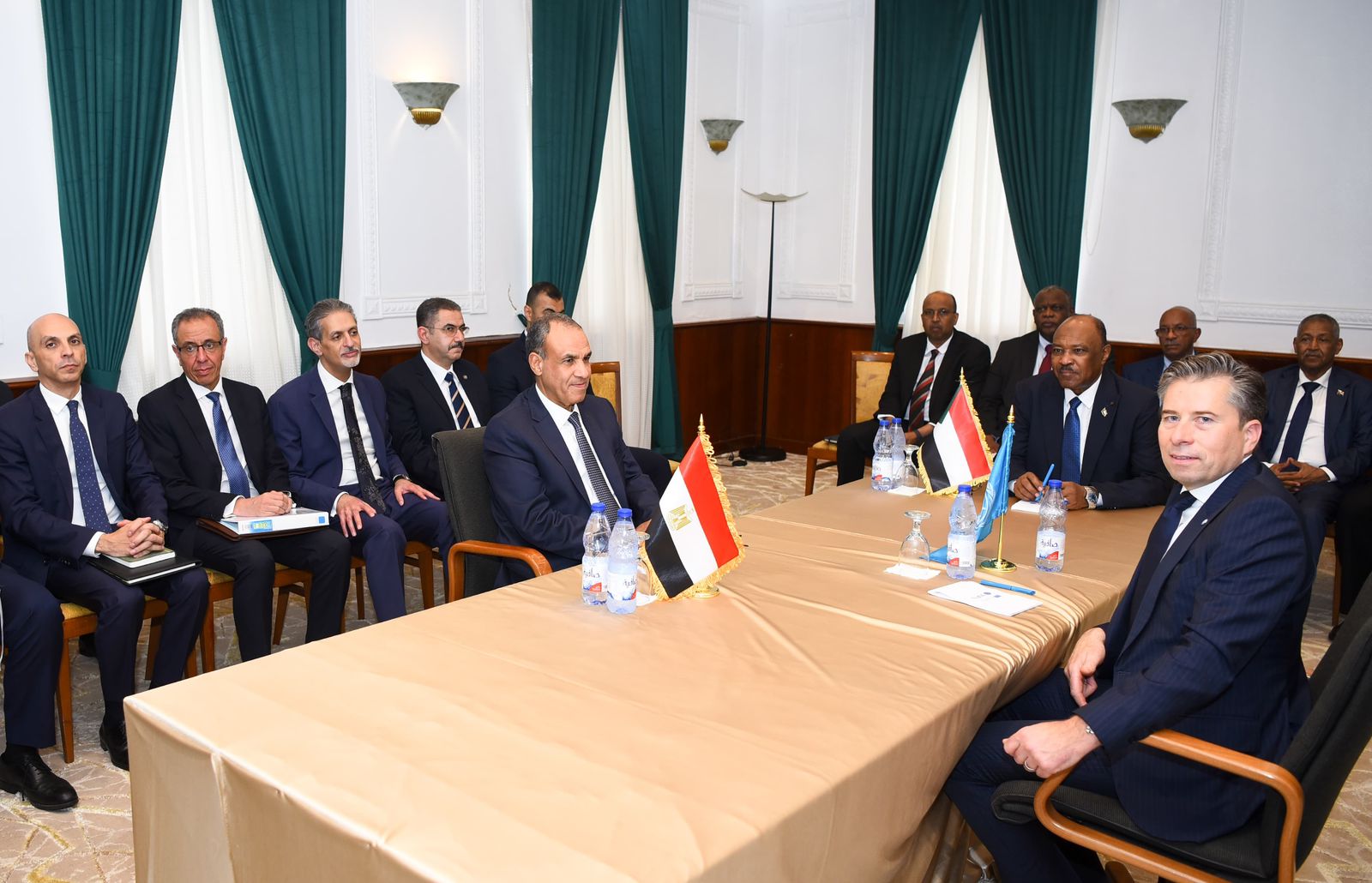 اجتماع بين وزيرى خارجية مصر والسودان ووكيل السكرتير العام للأمم المتحدة