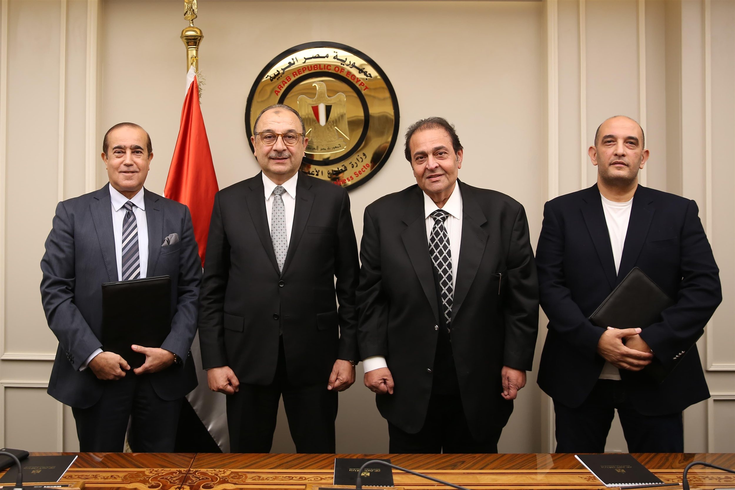 توقيع اتفاق تكميلي لعقود تطوير مجاويش بالغردقة