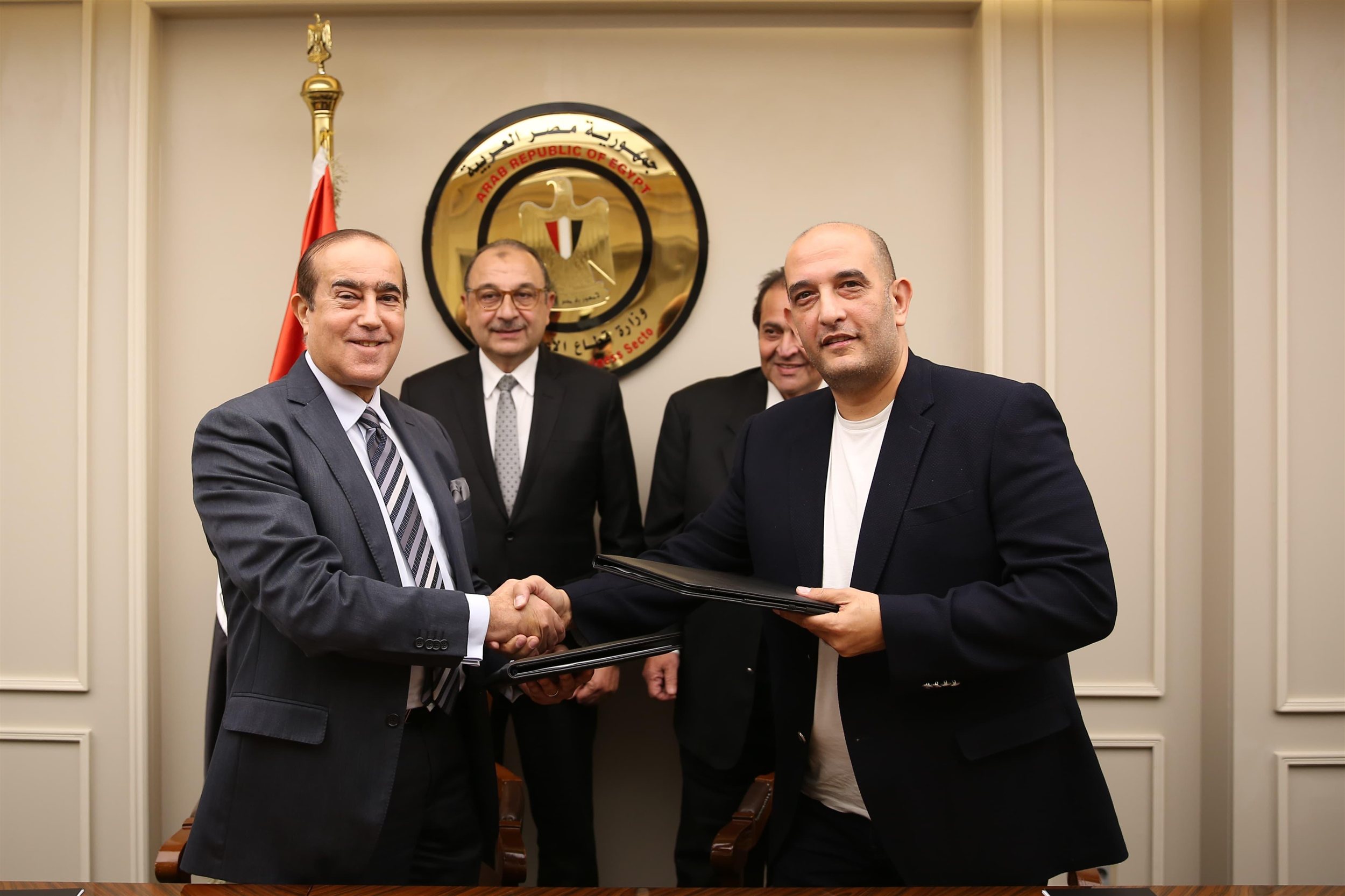 توقيع اتفاق تكميلي لعقود تطوير مجاويش بالغردقة