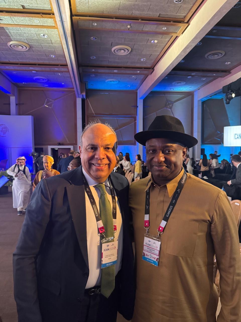 وزير الطيران يشارك في المؤتمر الدولي لخدمات النقل الجوى