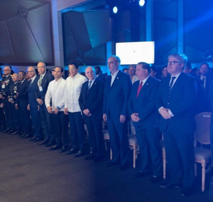 وزير الطيران يشارك في المؤتمر الدولي لخدمات النقل الجوى