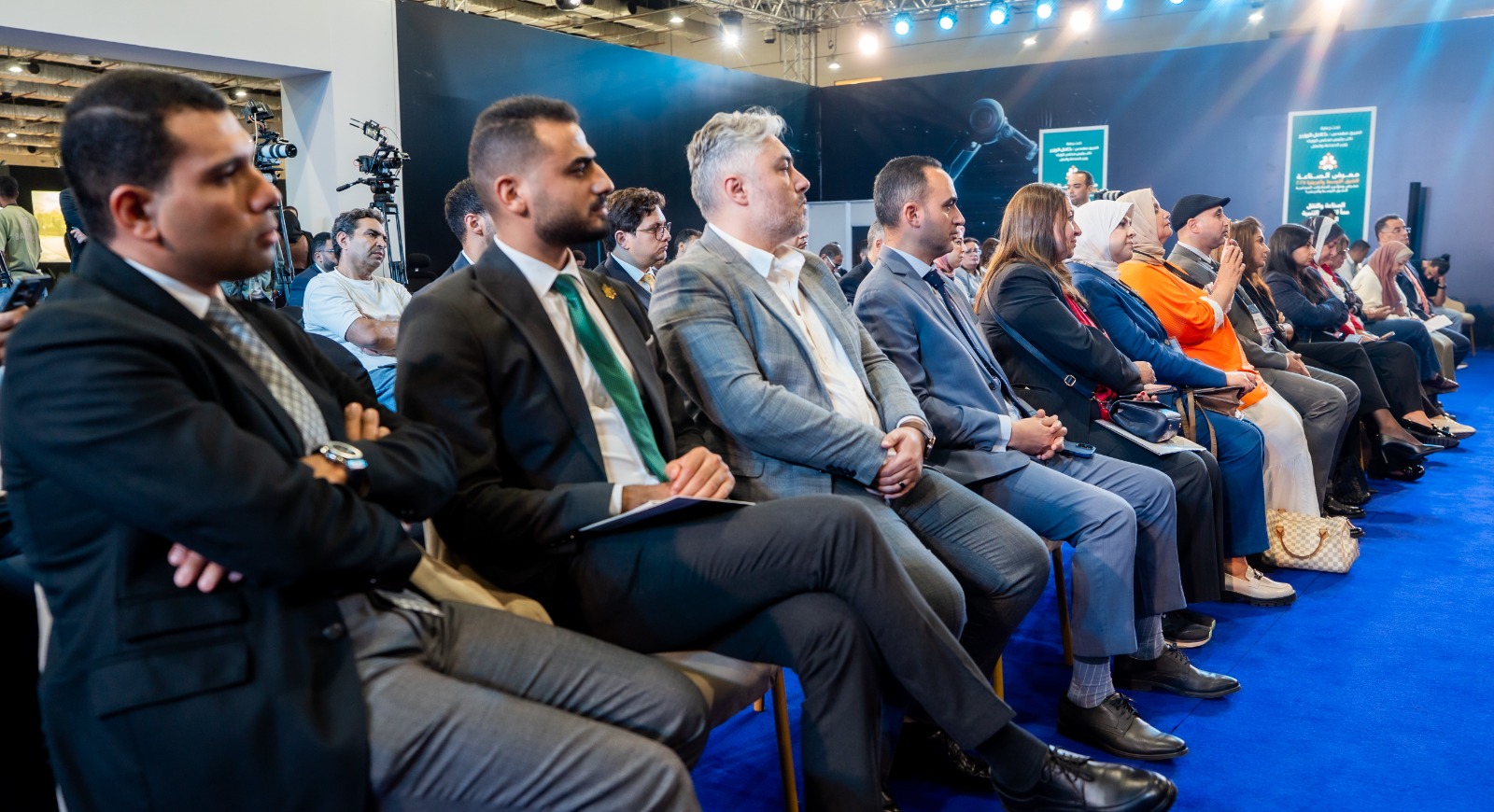 وزير المالية فى جلسة نقاشية بمؤتمر الصناعة والنقل