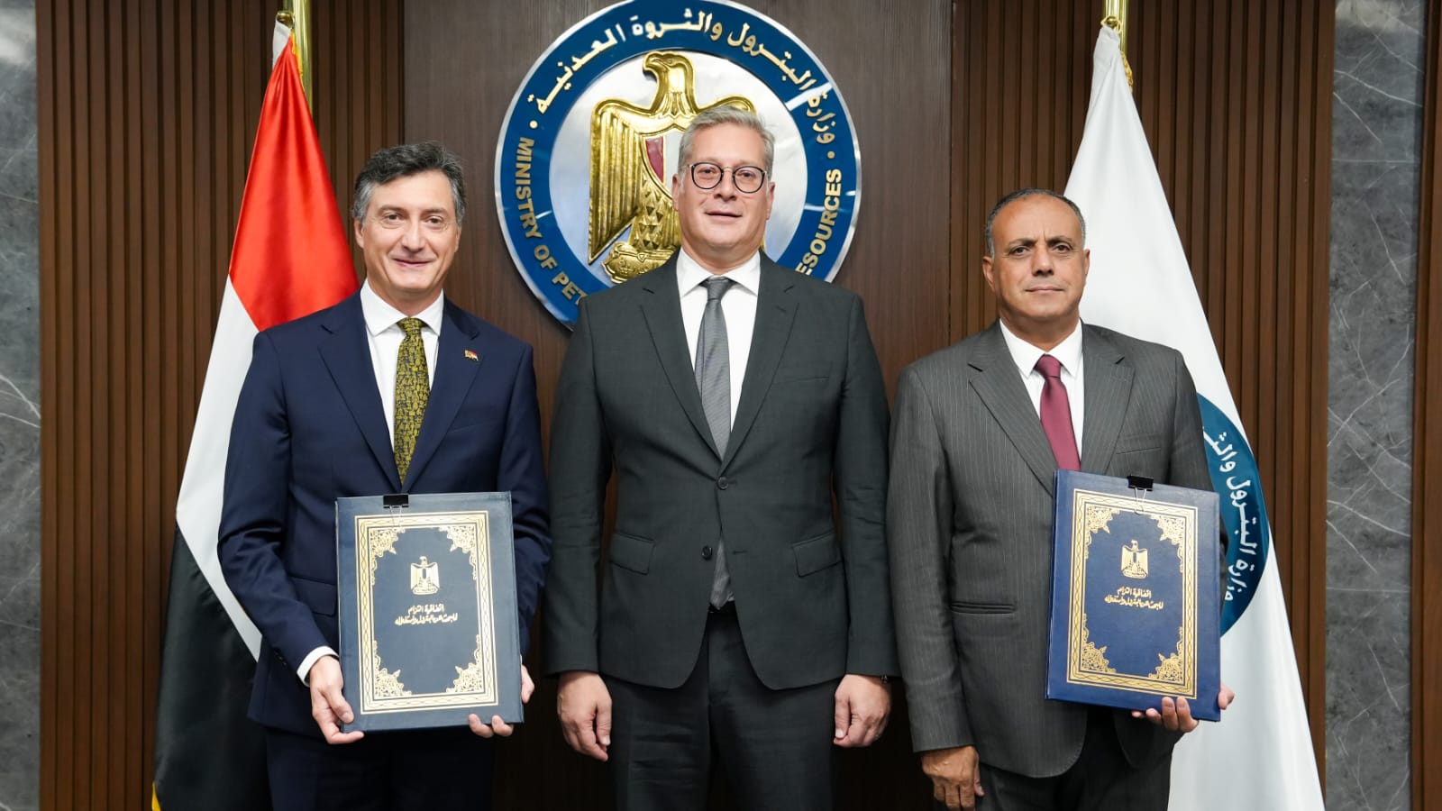 توقيع اتفاقية بين الهيئة المصرية العامة للبترول وشركة إيني