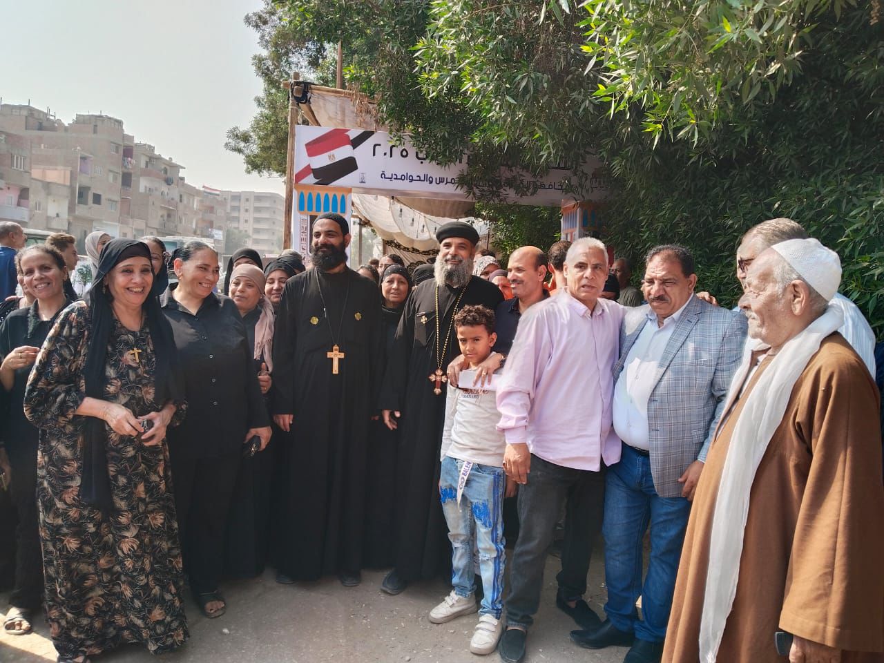 مظاهر الوحدة الوطنية باللجان الإنتخابية بابو النمرس فى الجيزة