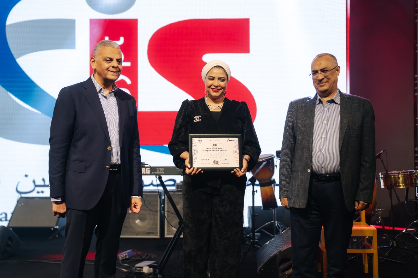 تكريم الفائزين في المسابقة البحثية